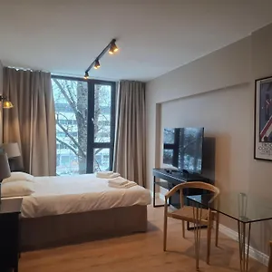 Triton Park Apartman Varsó